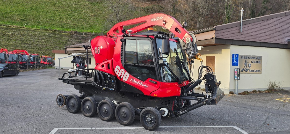 PistenBully 600 W Polar 828