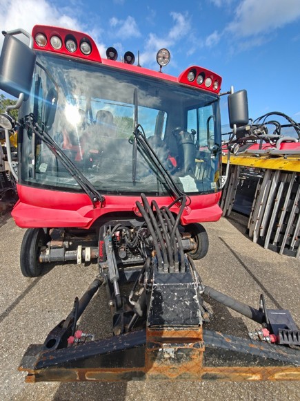 PistenBully 600 SCR PT-270