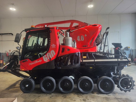 pistenbully 600 polar W level red
