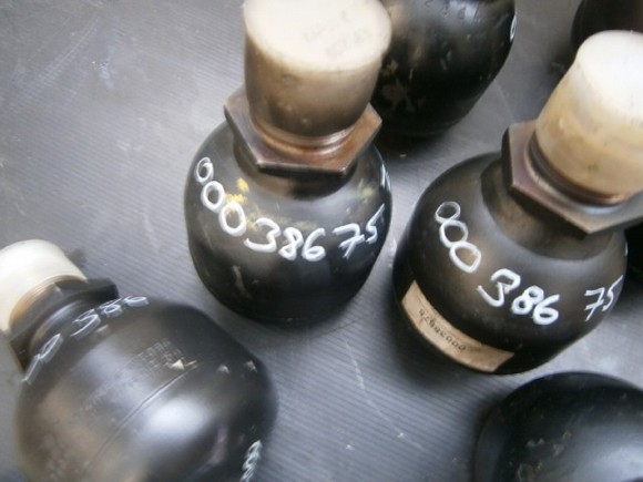 LEITNER LH500 MEMBRANSPEICHER HYDAC No. 38675, 4912