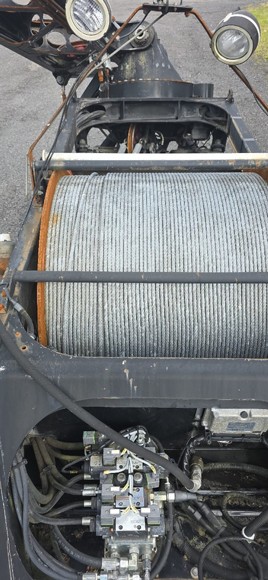 BEAST WINDE MIT NEUWERTIGEM SEIL BJ 2010 GÜNSTIG ABZUGEBEN