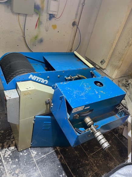 R.off.B Skiservicemaschine