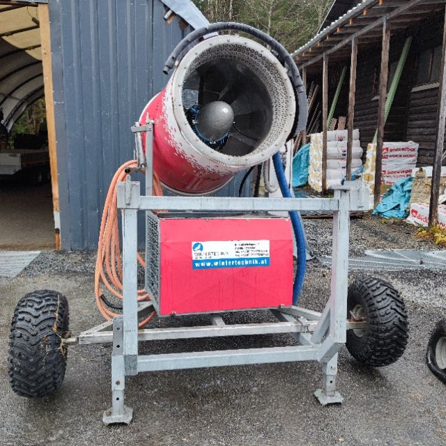 Areco - automatische Schneekanone