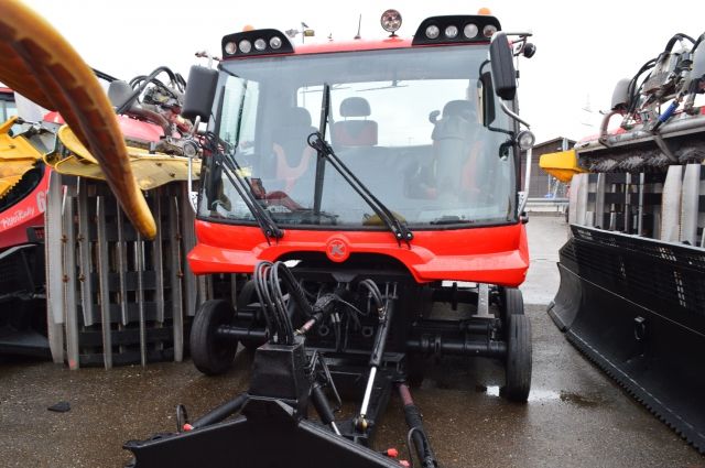 PistenBully 600 SCR PT-233