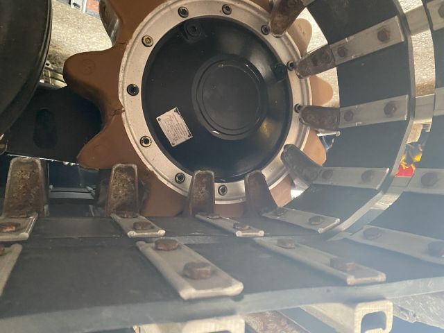 Kässbohrer PistenBully 100 mit Personenkabine