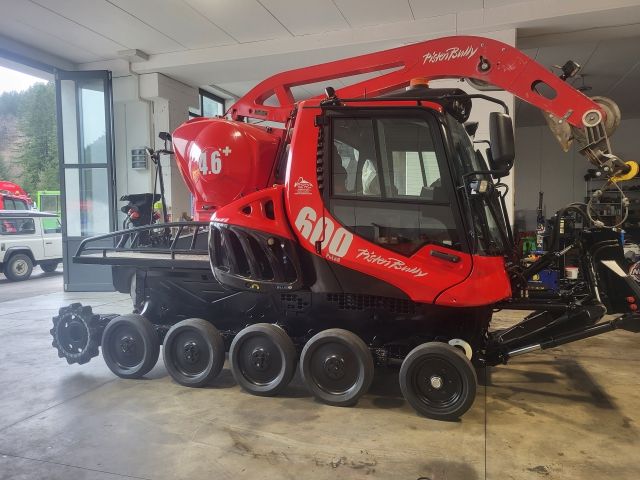 pistenbully 600 polar W level red