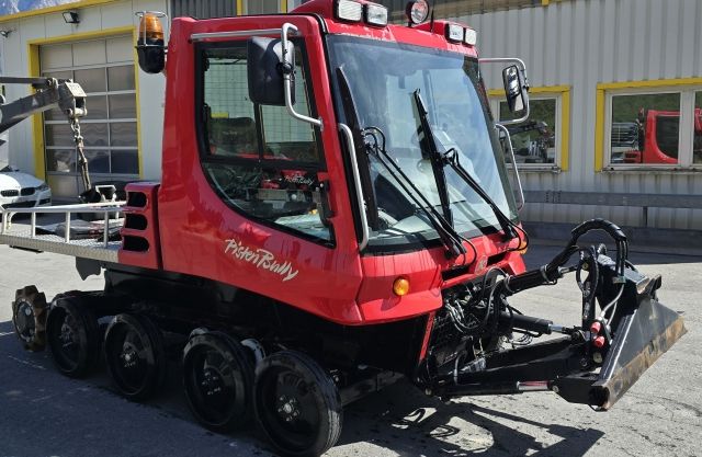 PistenBully 100 821
